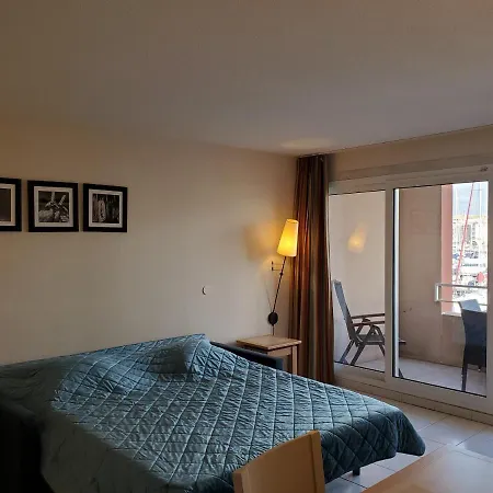 Cap Hermes Vue Port 30m2 Climatise Piscine * Fréjus