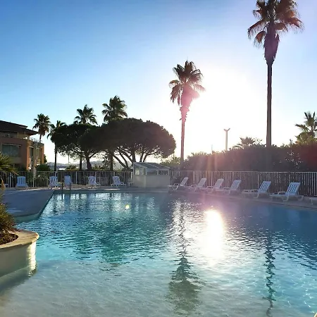Apartment Cap Hermes Vue Port 30m2 Climatise Piscine