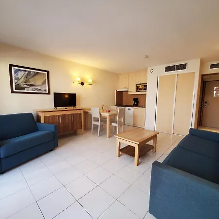 Cap Hermes Vue Port 30m2 Climatise Piscine Fréjus